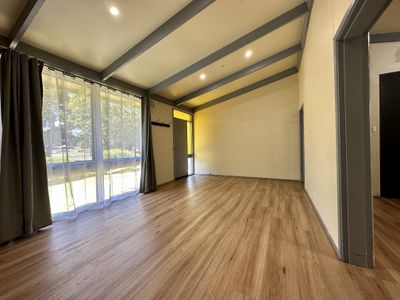 76 THOMAS DRIVE, Mount Burr