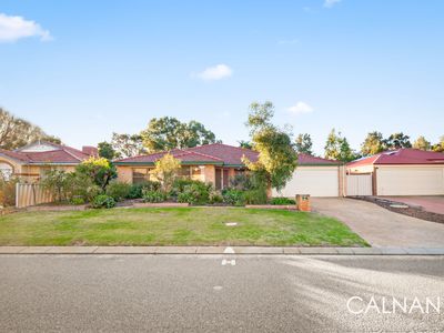 13 Woodspring Trail, Canning Vale