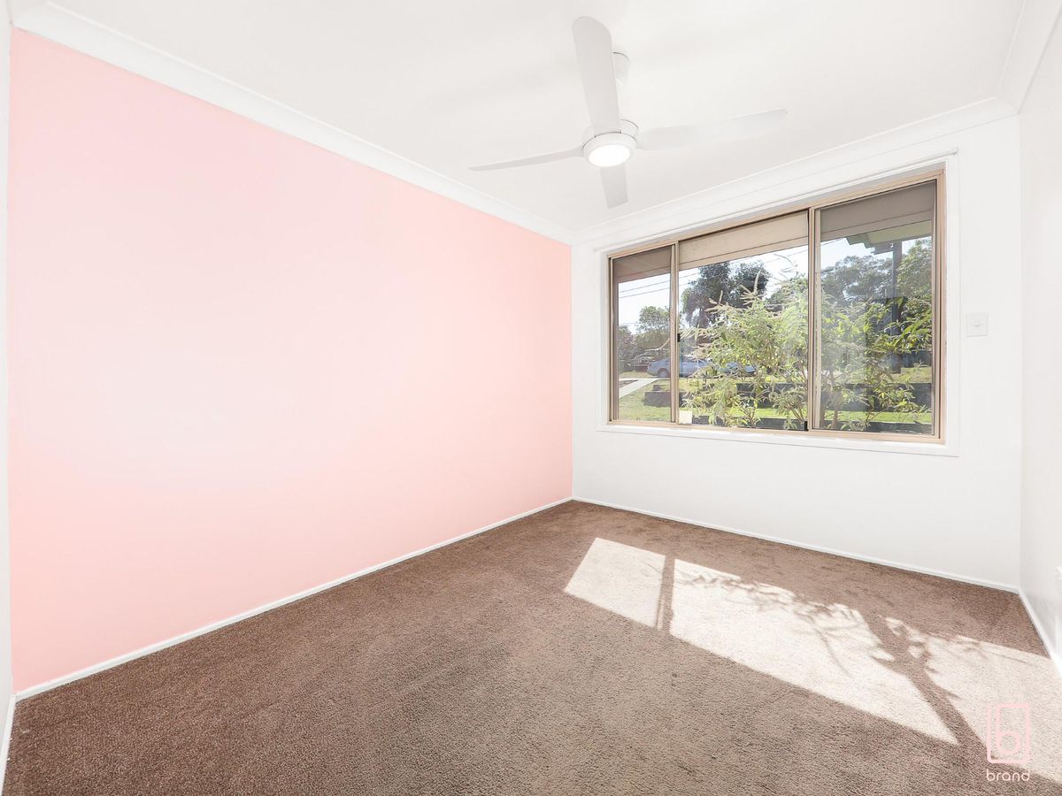 16 White Swan Avenue, Blue Haven