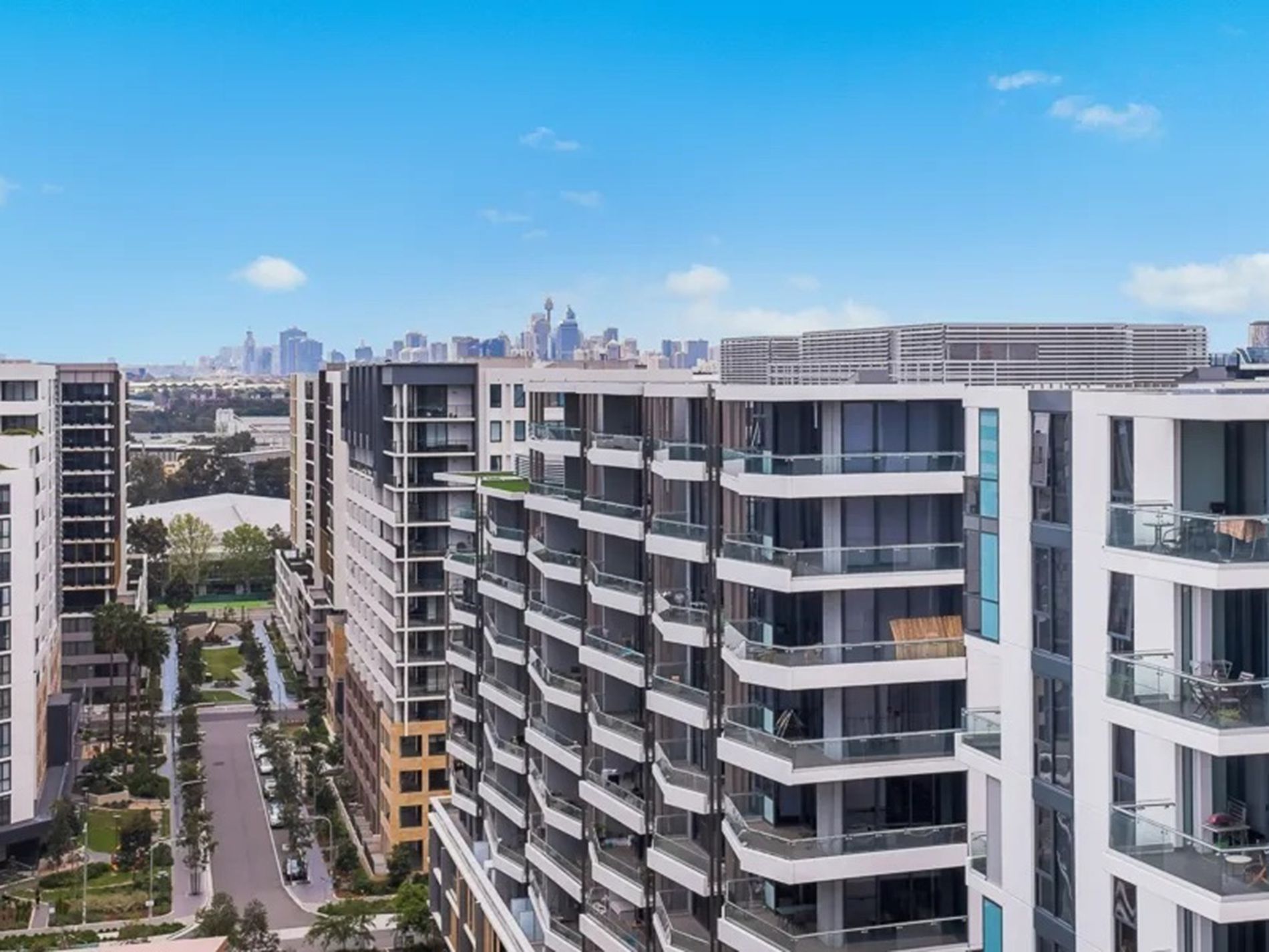 1307 / 260 Coward Street, Mascot