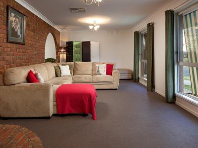 19 SINNETT COURT, Wodonga