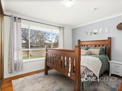 6 Ash Avenue, Albion Park Rail