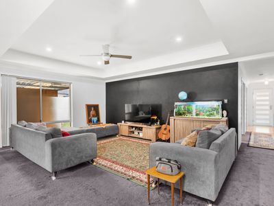 10 Lowerhall Gardens, Southern River