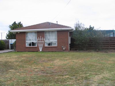 2 Curlew Place, Werribee