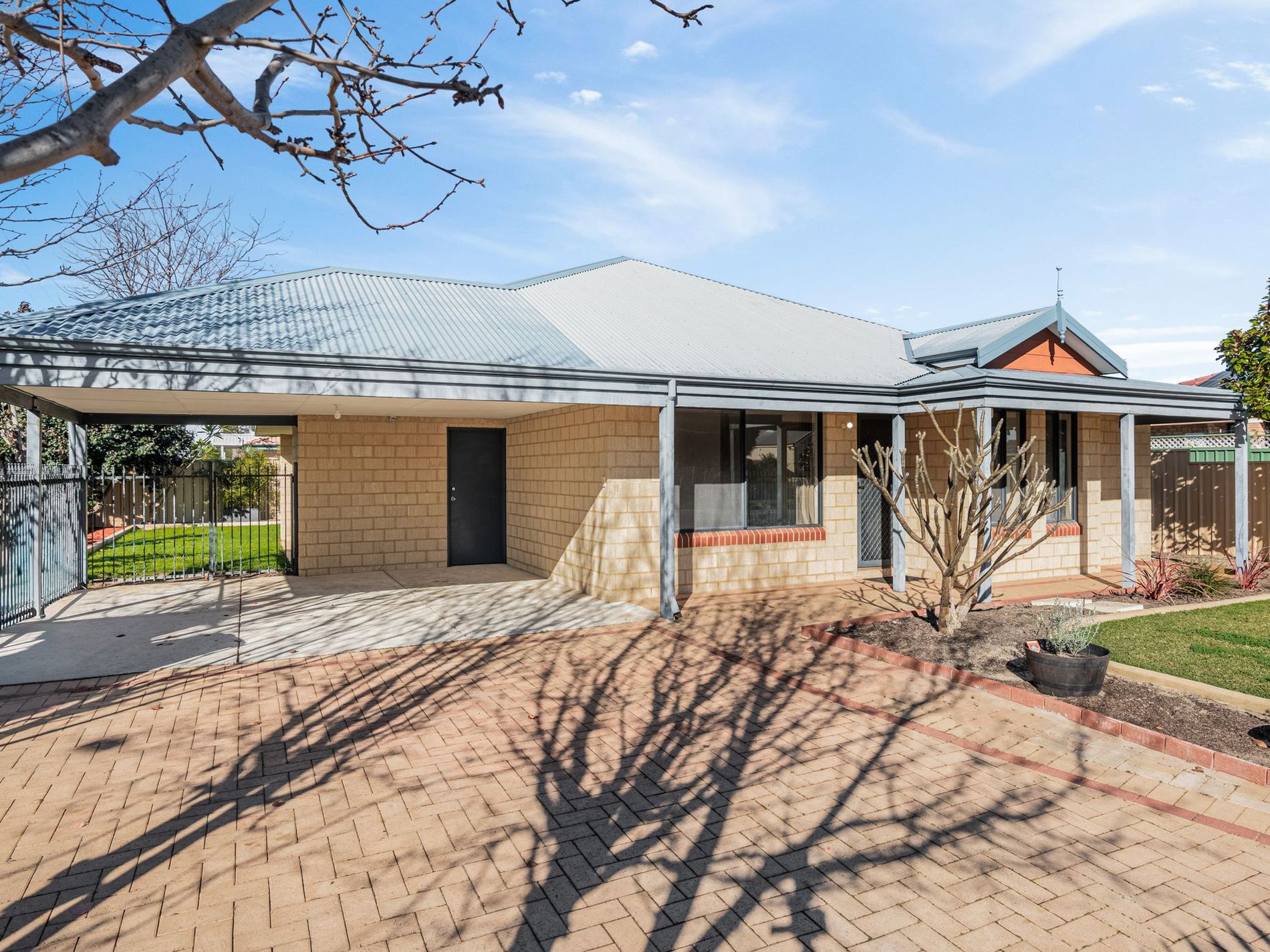 94 Sayer Street, Midland