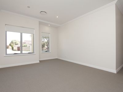 6A Moore Street, Dianella
