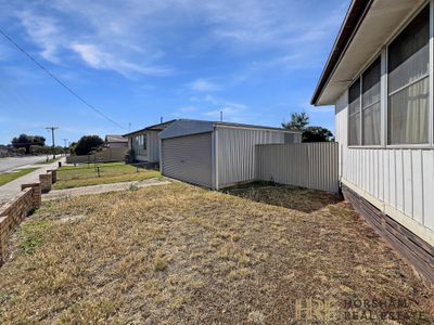 4 Bleakley Street, Horsham