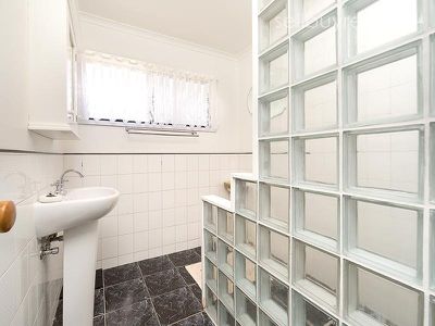 6 VISTA COURT, Bellbridge