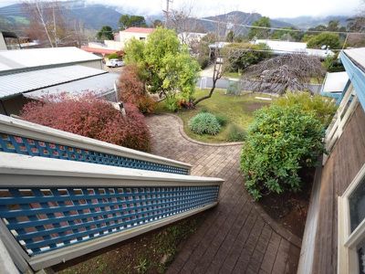 1 Wonnangatta Avenue , Tawonga South