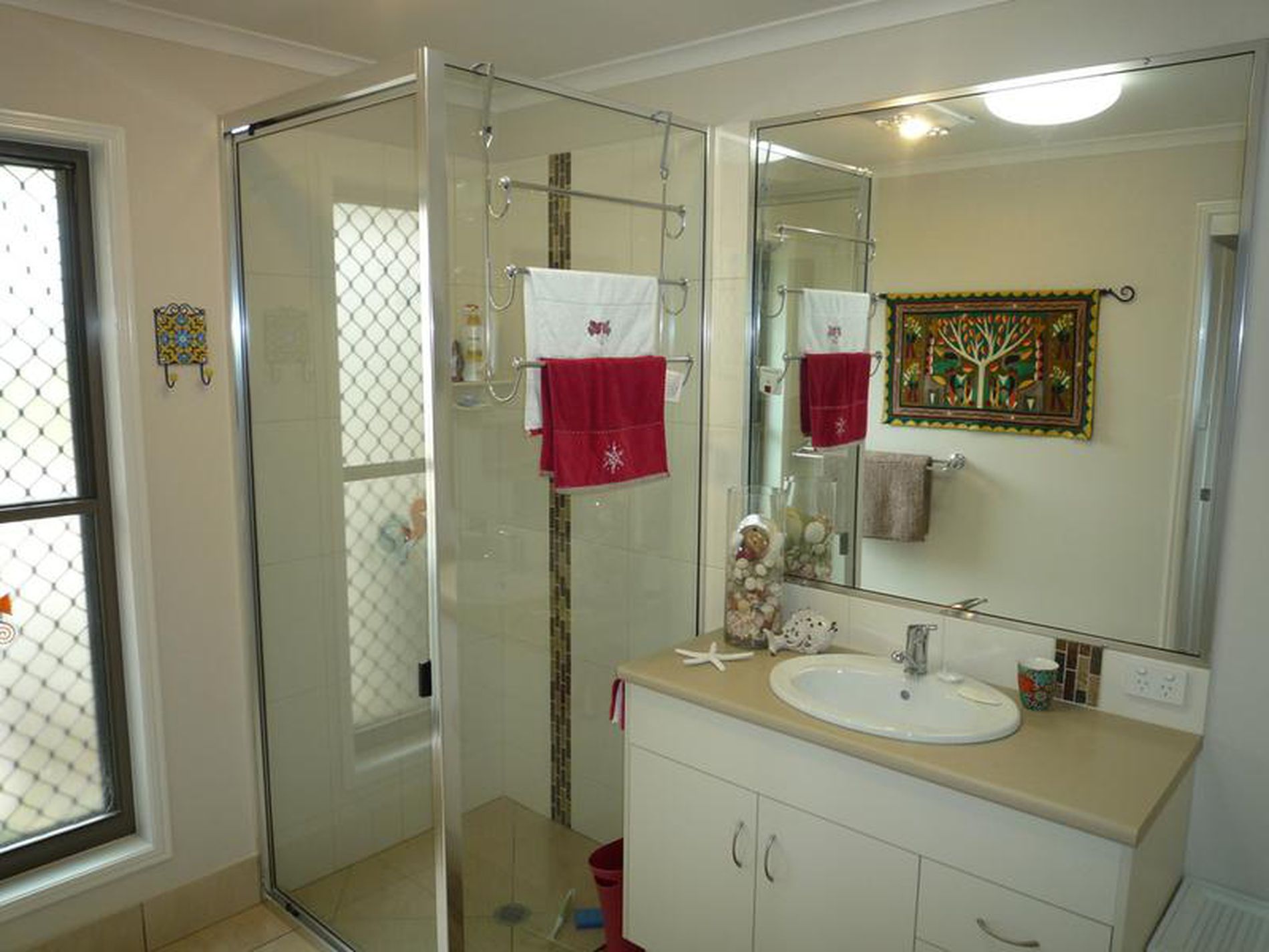 2 Honeyeater Ct, Woodgate