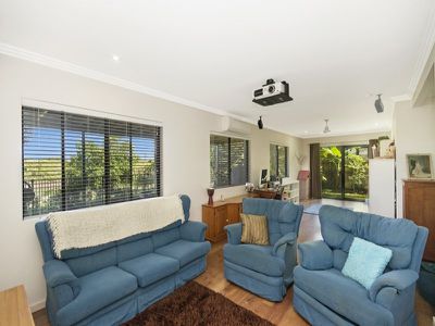 16 Riverwood Drive, Idalia