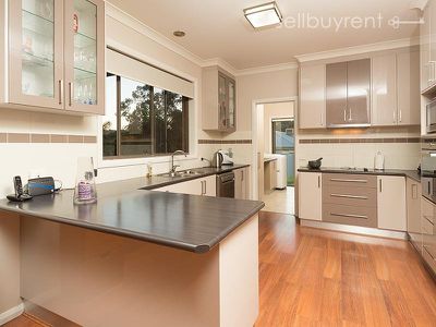 2 KILLARNEY COURT, Wodonga