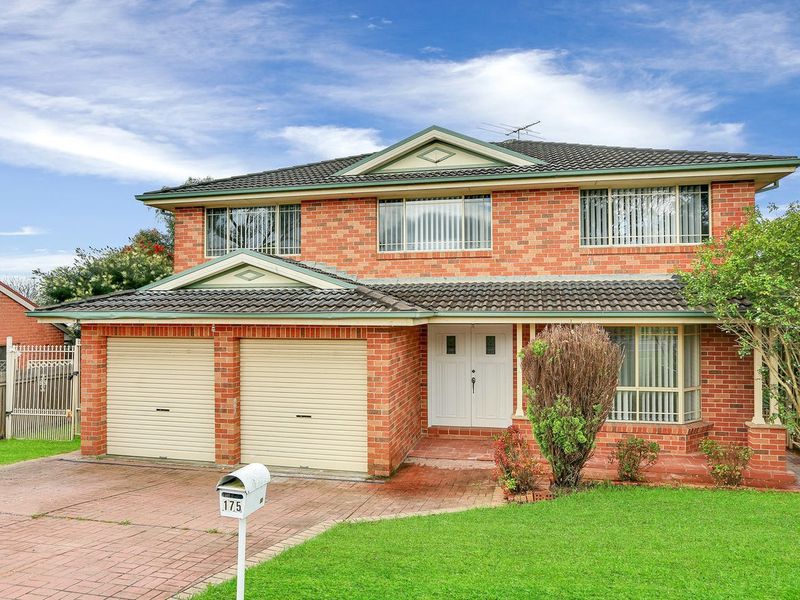 175 Glenwood Park Drive, Glenwood