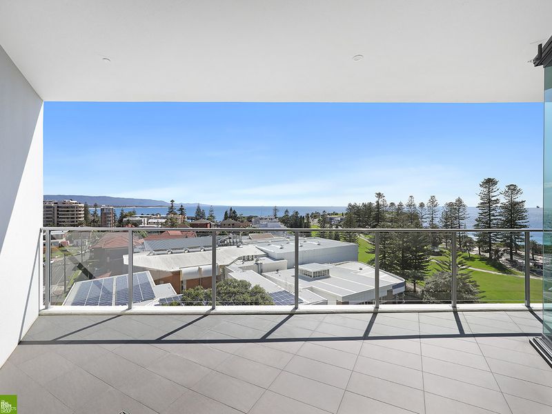 801 / 17 Harbour Street, Wollongong