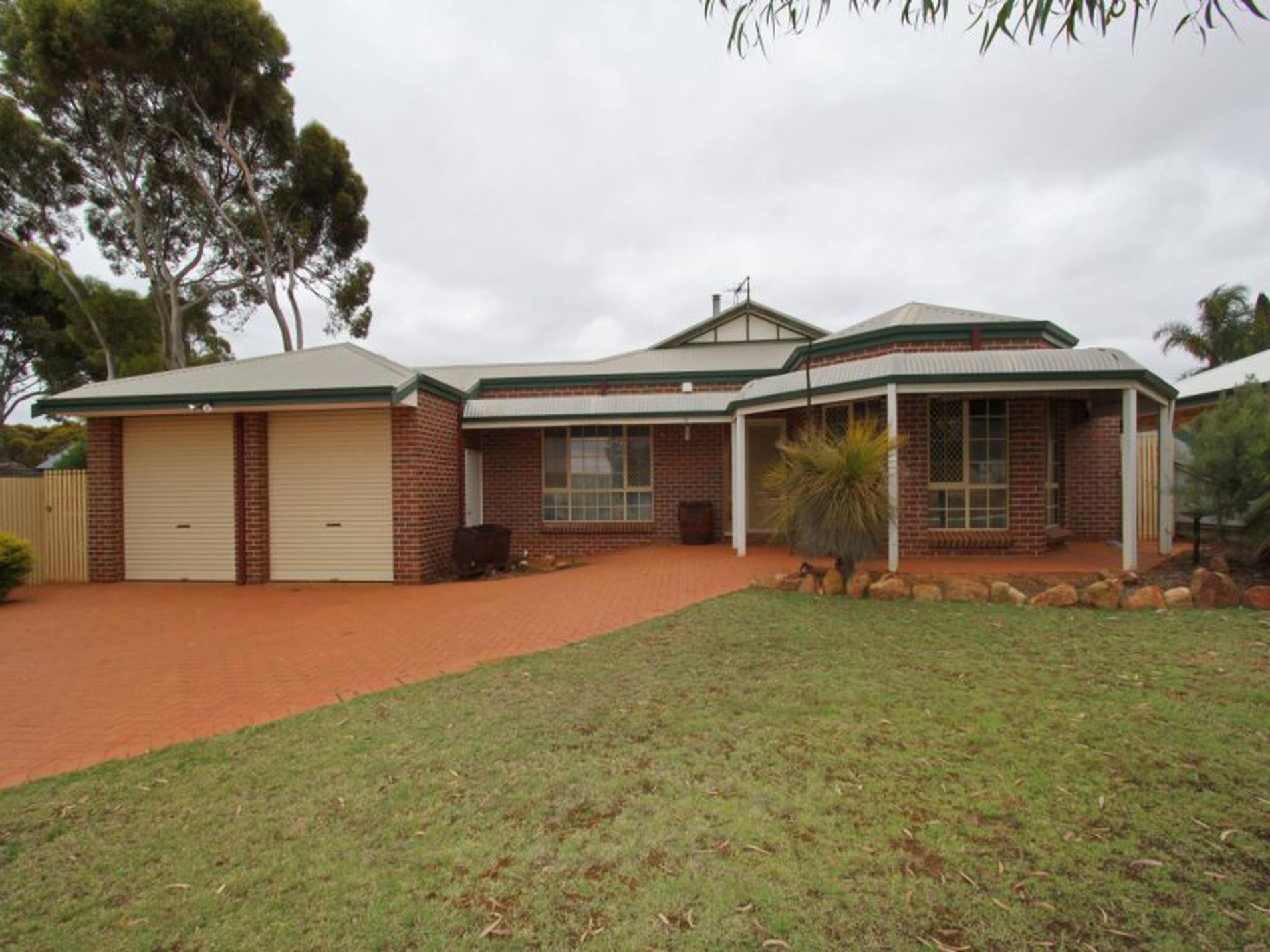 18 Riverina Way, Kalgoorlie