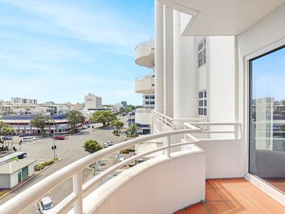 17/73 Spence Street, Cairns City