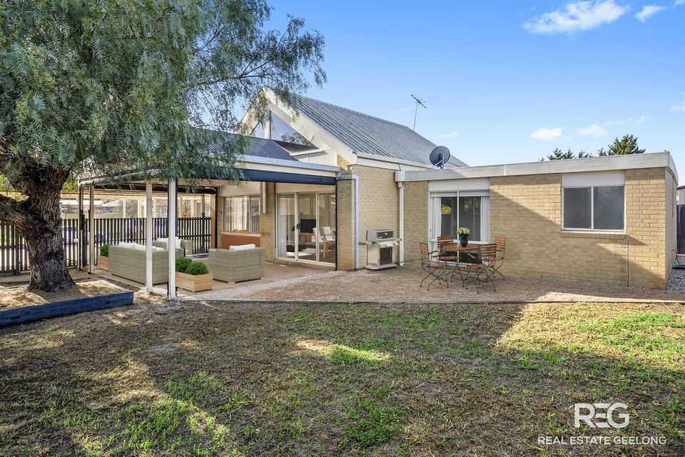 25 Kantara Crescent, Lara