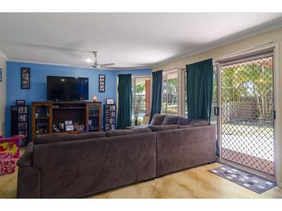 12 Cooba Place, Noosaville