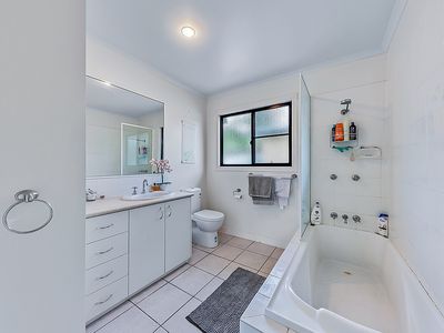 18 / 16 Beach Road, Cannonvale