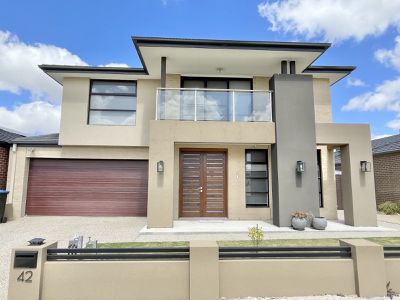 42 Honeycomb Avenue, Manor Lakes