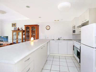 27 / 9 Maroochy Waters Drive, Maroochydore