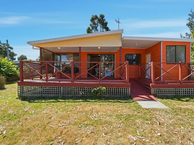 2 Cray Point Parade, Eggs And Bacon Bay