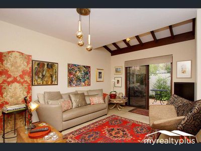 4 / 10 Queens Crescent, Mount Lawley