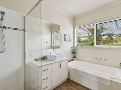 6 Bush Pea Drive, Seymour