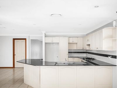 6 Palace Court, Cecil Hills