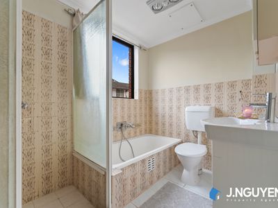 2 / 74 McBurney Road, Cabramatta