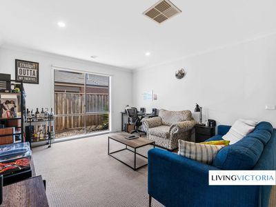 17 Kurrali Crescent, Werribee