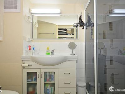2 / 383 esplanade, Torquay