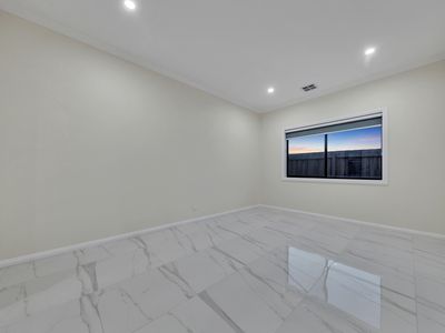 93 Bluebottle Parade, Rockbank