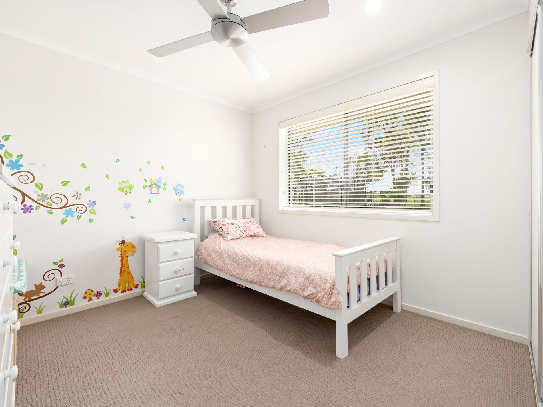 76 Lamerton Drive, Tinana