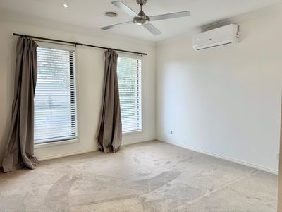 90 Ribblesdale Avenue, Wyndham Vale