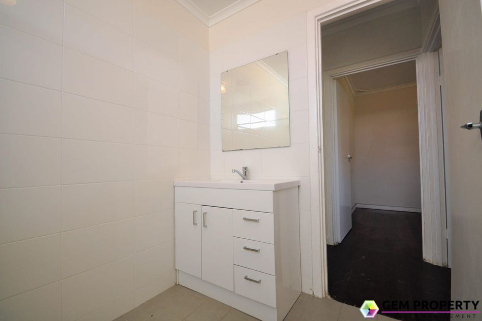 20 MENSA CLOSE, Rockingham