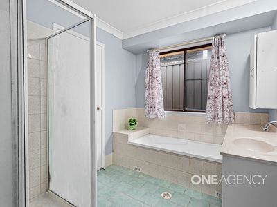 10 Palmae Place, Albion Park Rail