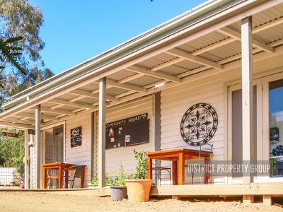 1195 Howes Creek Road, Mansfield