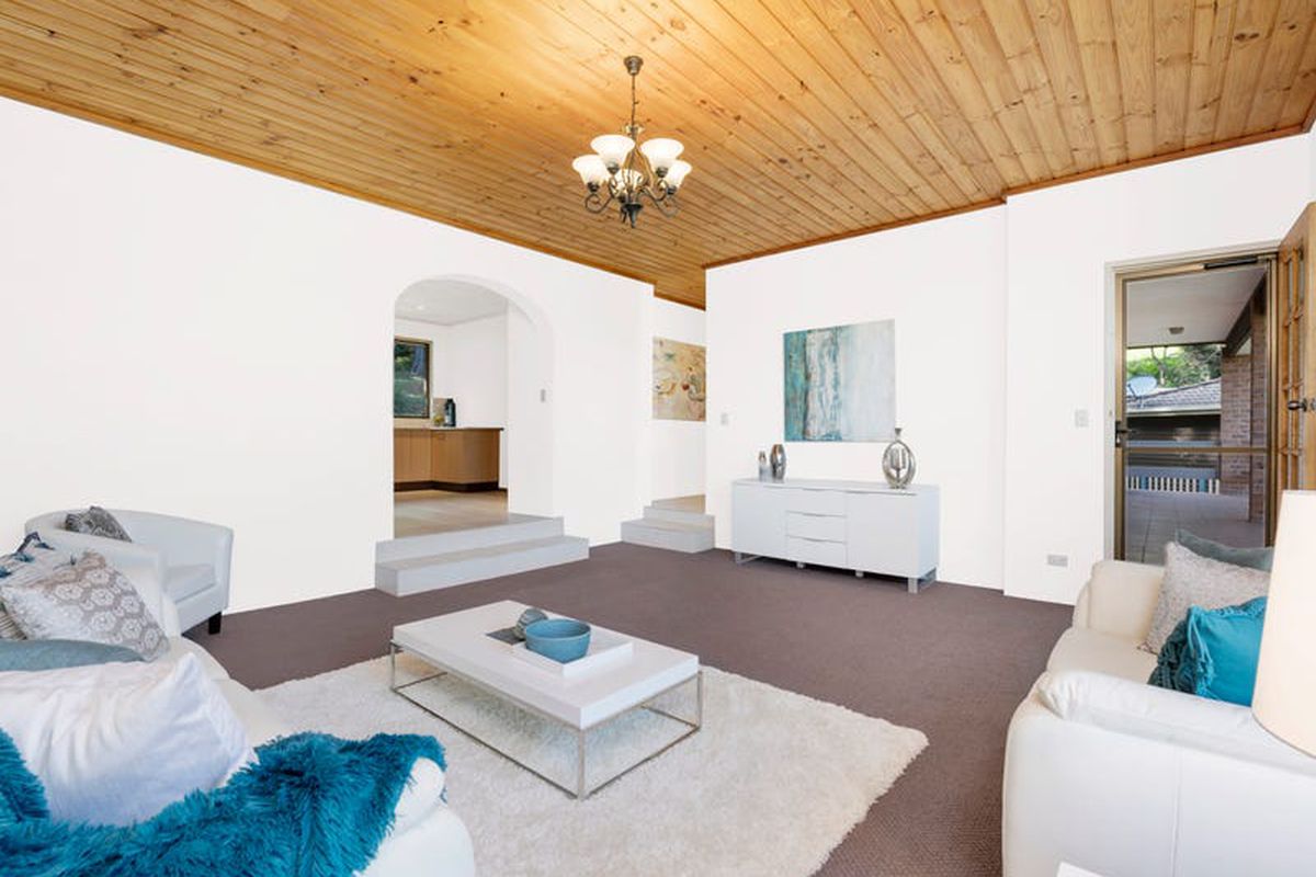 16 Parrendi Close, Avoca Beach