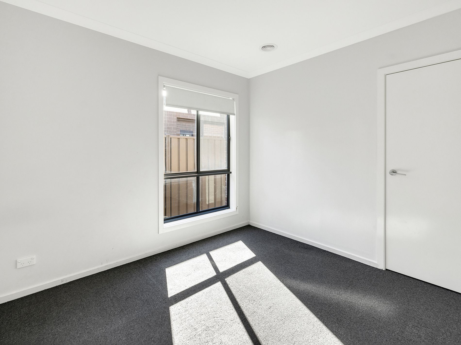 18 Distinctive Drive, Rockbank