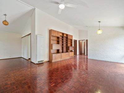 12 Tavistock Road, Frankston South