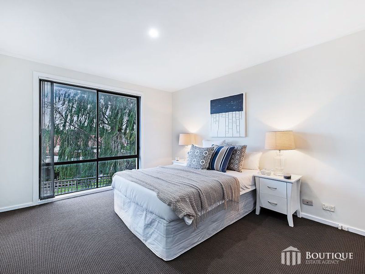 26 Blaxland Drive, Dandenong North