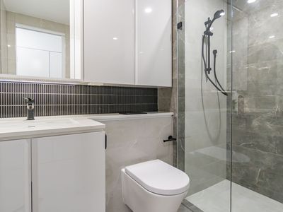 621 / 5 Finch Drive, Eastgardens