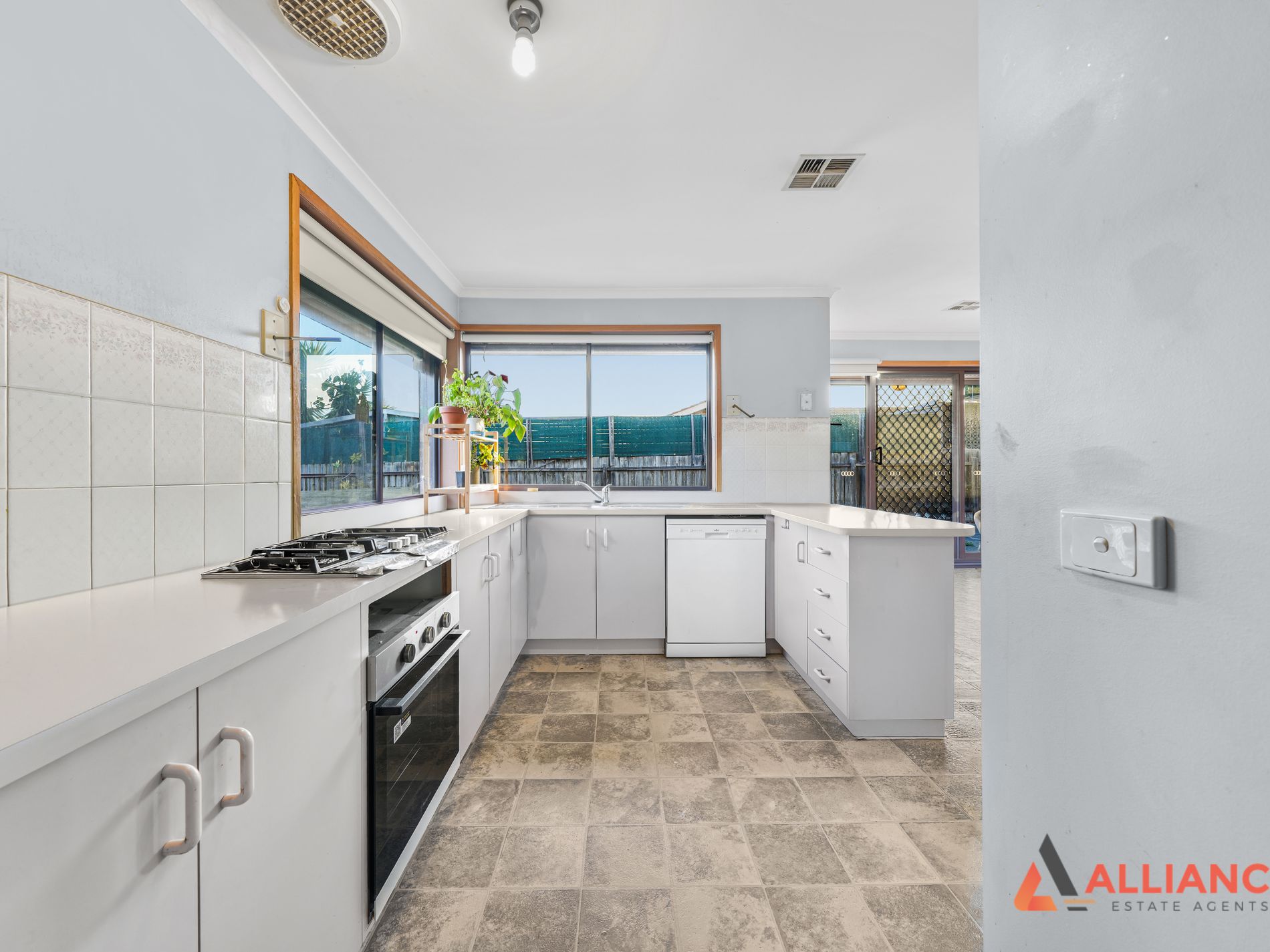 31 Newlyn Drive, Craigieburn