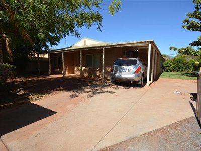 2 / 15 Kabbarli Loop, South Hedland