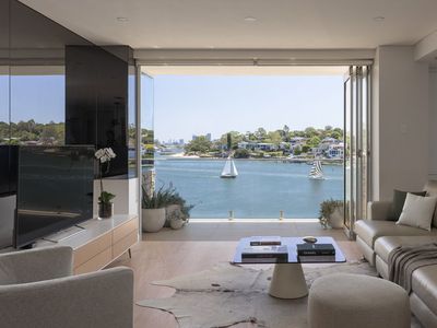 13 / 9 Bortfield Drive, Chiswick