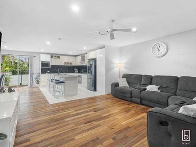 86 Birdwood Drive, Blue Haven