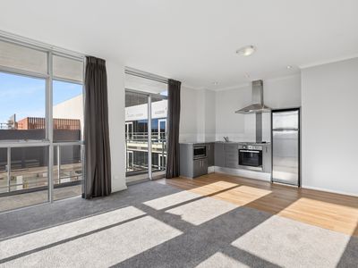 17 / 996 Hay Street, Perth