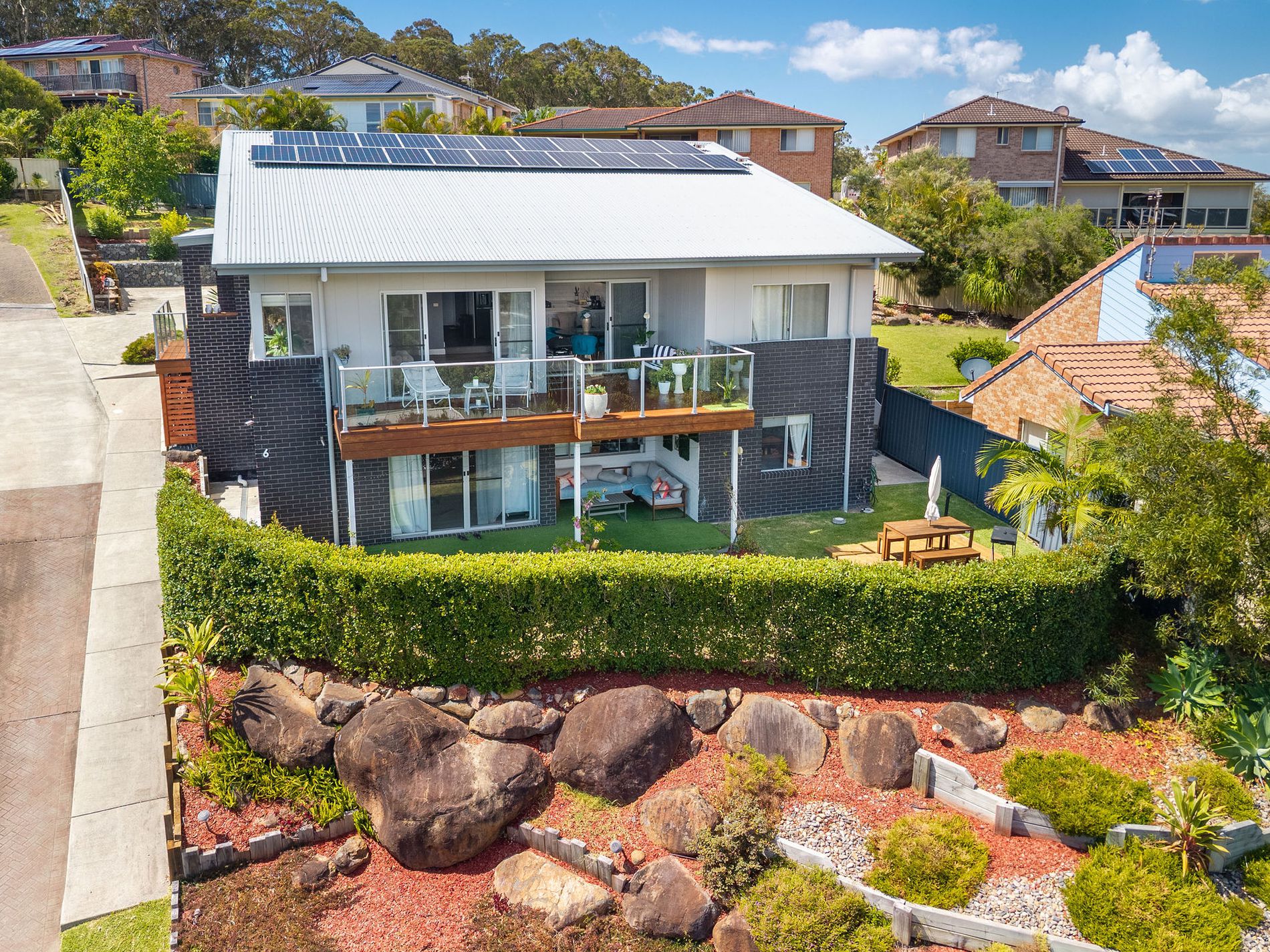 6 Chusan Place, Forster