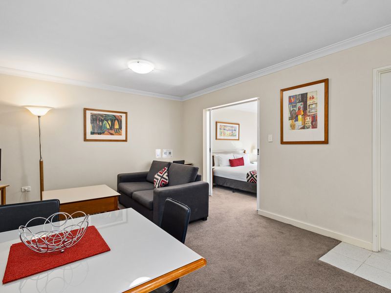 310 / 112 Mounts Bay Road, Perth